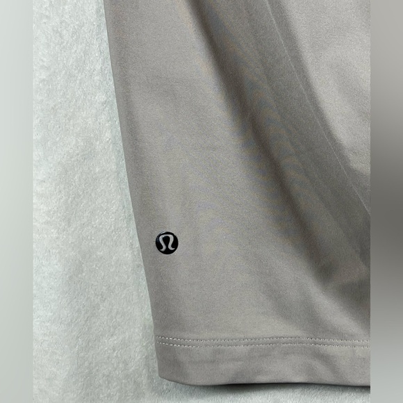 Lululemon Athletica Size 34 Flat Front Light Gray ABC Classic Shorts EUC - Picture 6 of 8